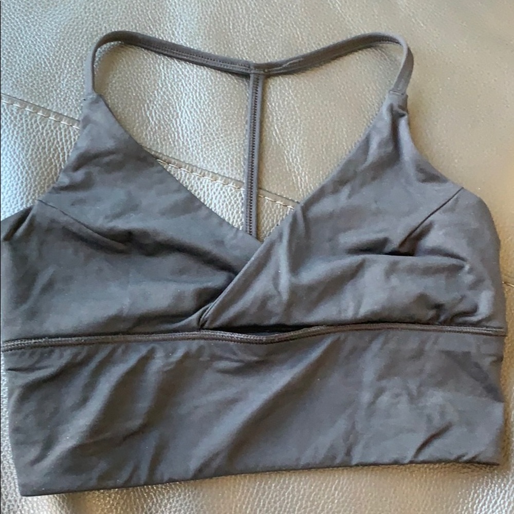 Lululemon size 6 black sports bra
